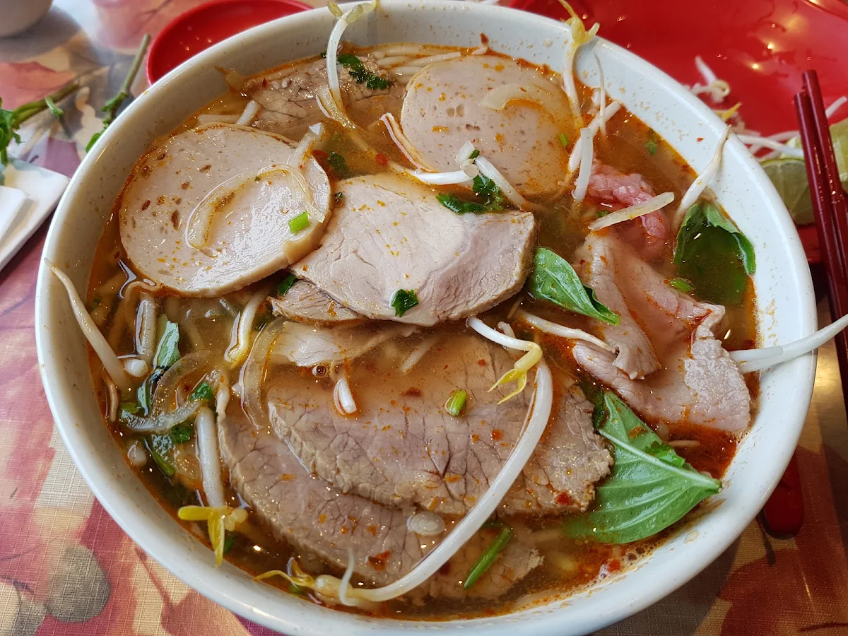 Bun Bo Hue Co Cham
