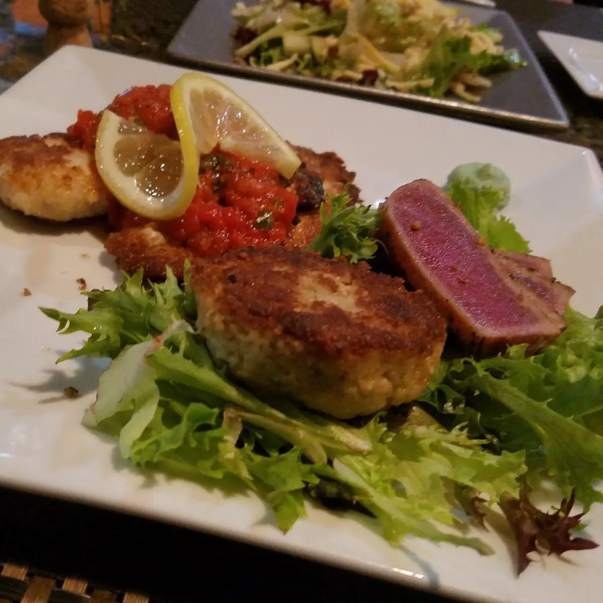 The Caroline’S Crab Cakes