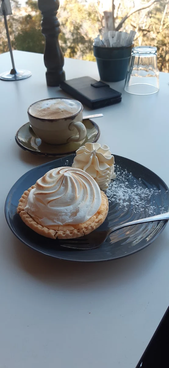 Lemon Meringue, Picnic Point Toowoomba