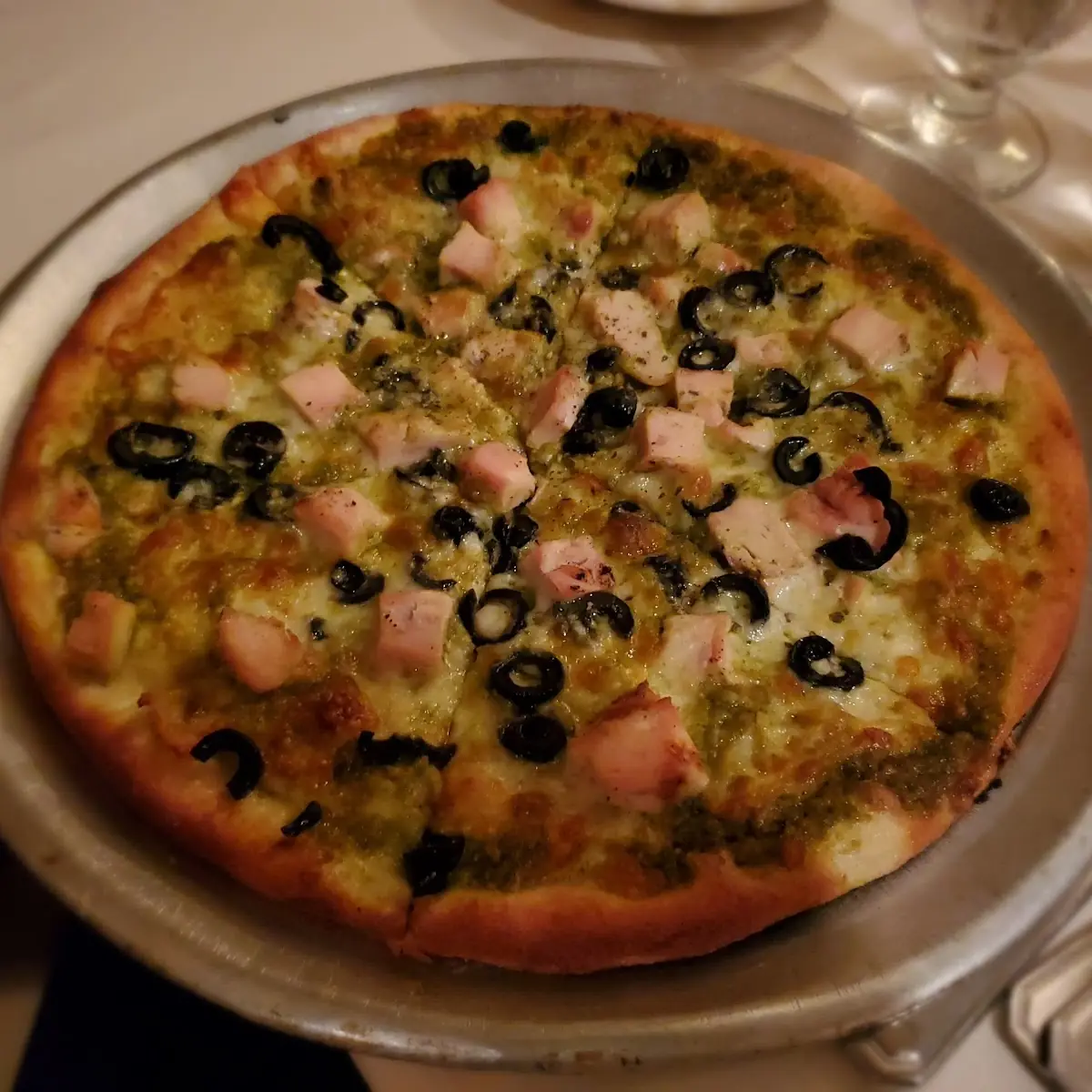 Chicken Pesto Pizza w Olives