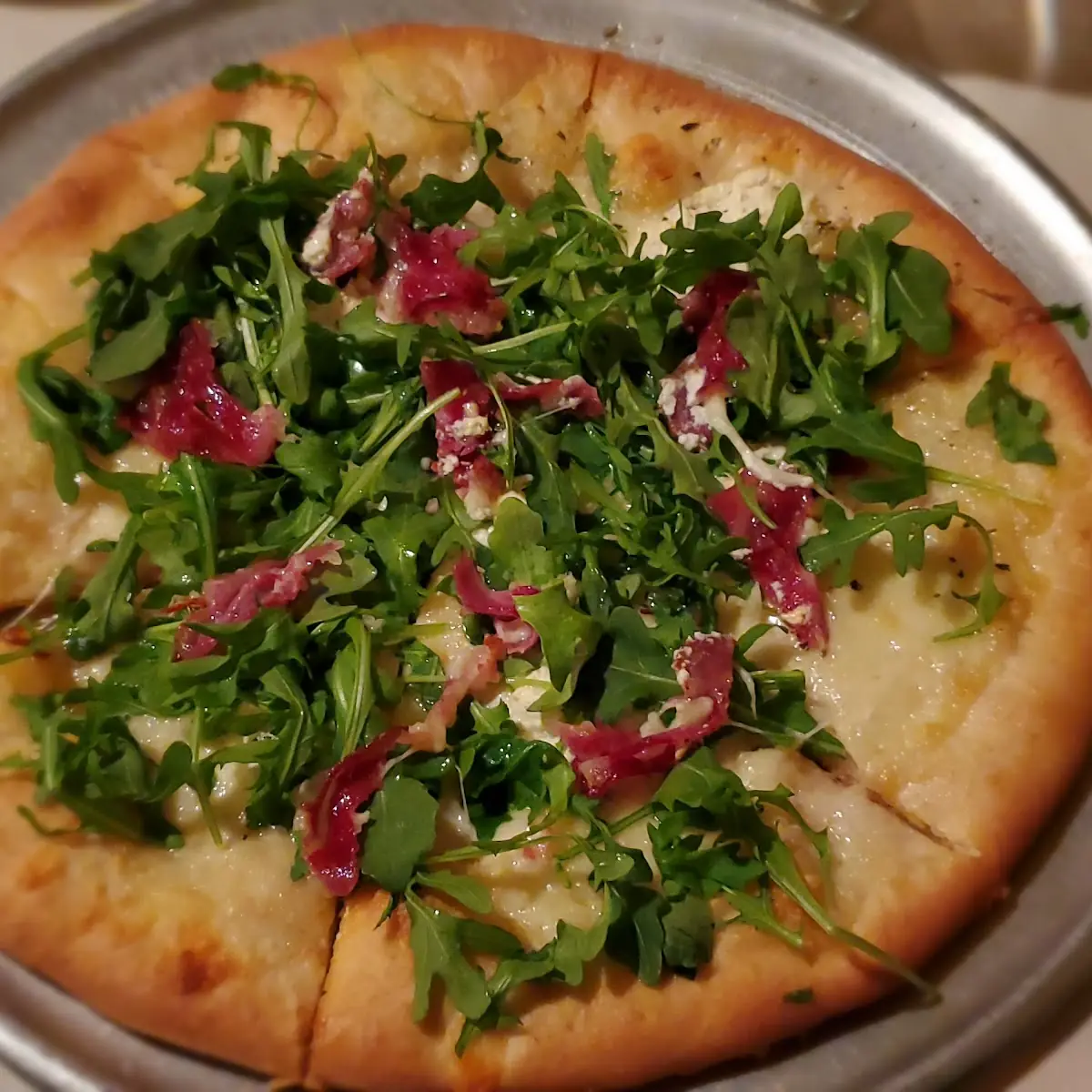 White Pizza w Prosciutto & Arugula