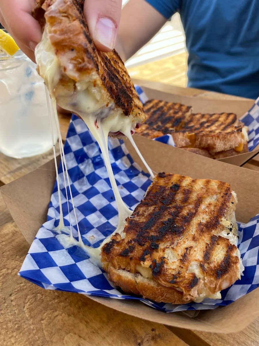 Highlights, Oh My Cheeses
