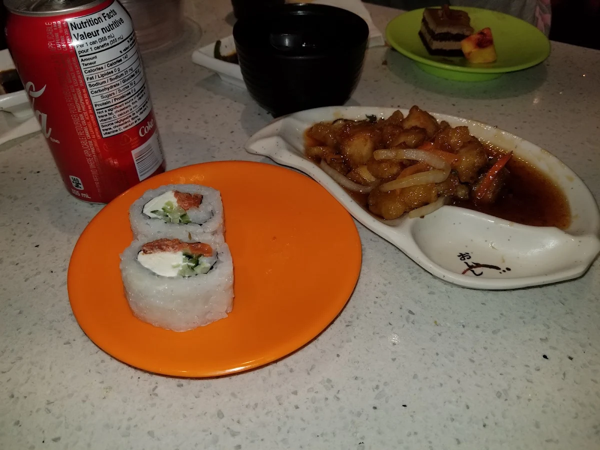 R20. Crispy Spicy Avocado Roll (6 pcs)