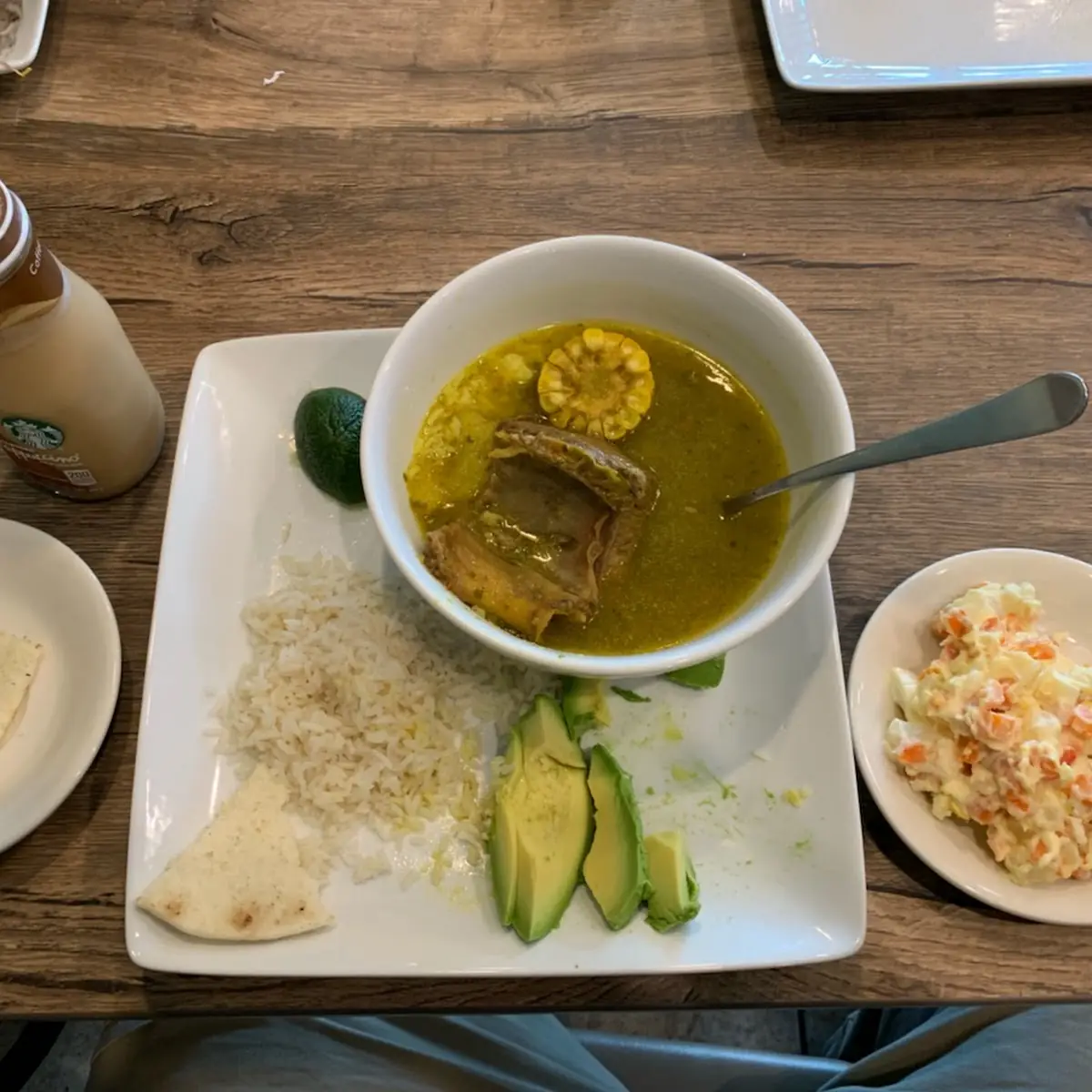 Sopa de Res Con Arroz Blanco