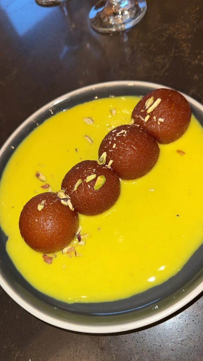 ANGURI RABRI GULAB JAMUN