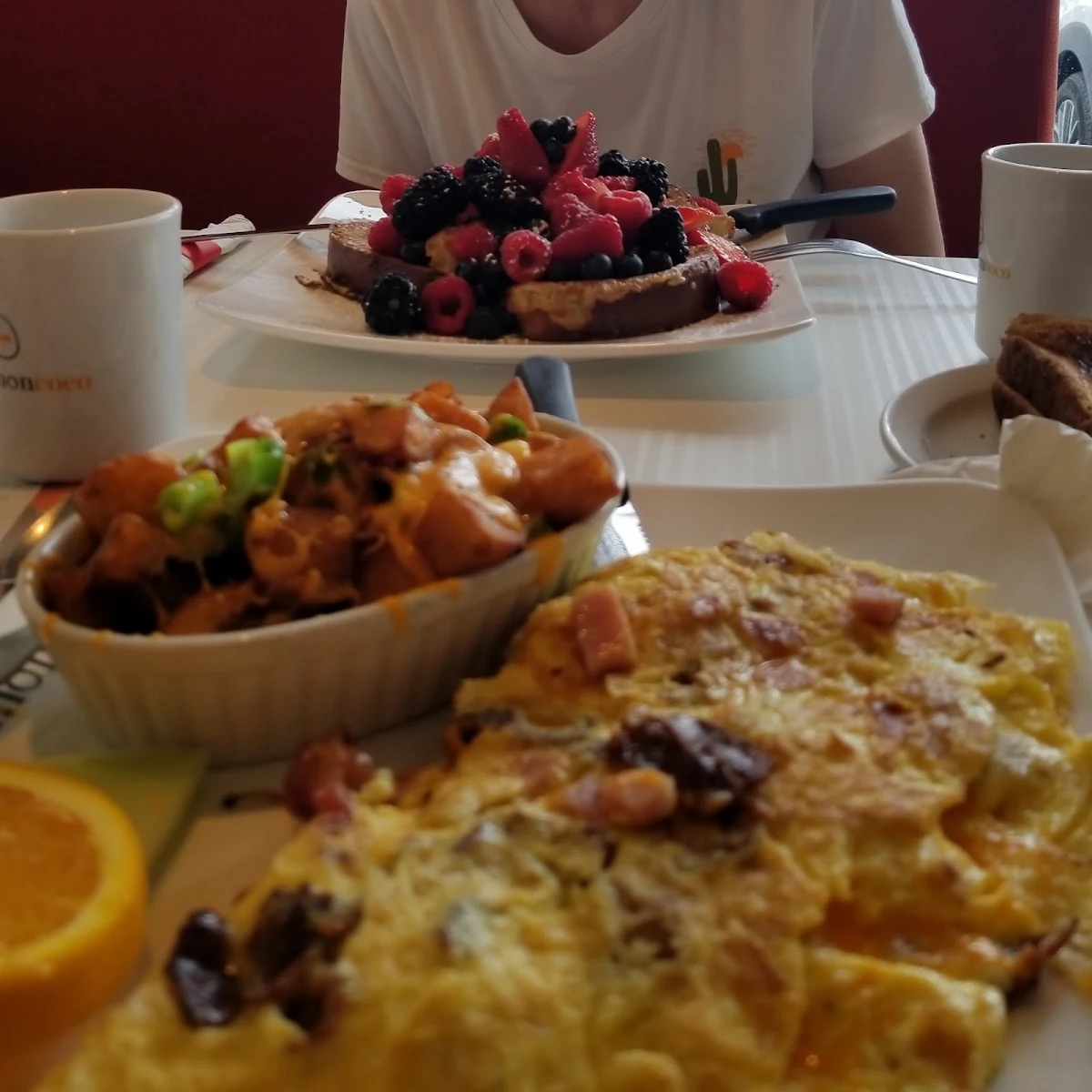 Omelette Allô Mon Coco Allô Mon Coco Omelet, Allô mon Coco Saint-Eustache