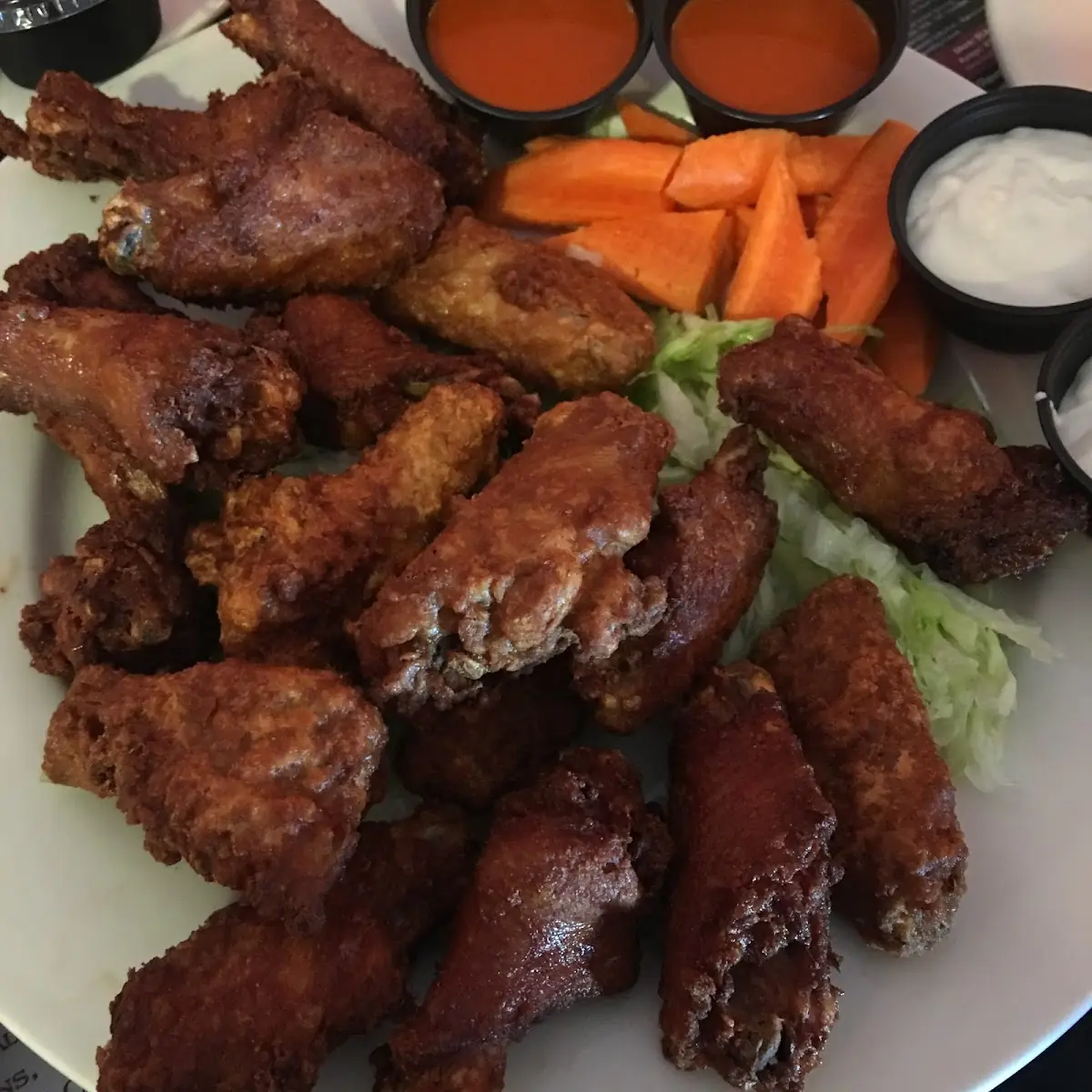 Buffalo Wings with Fries