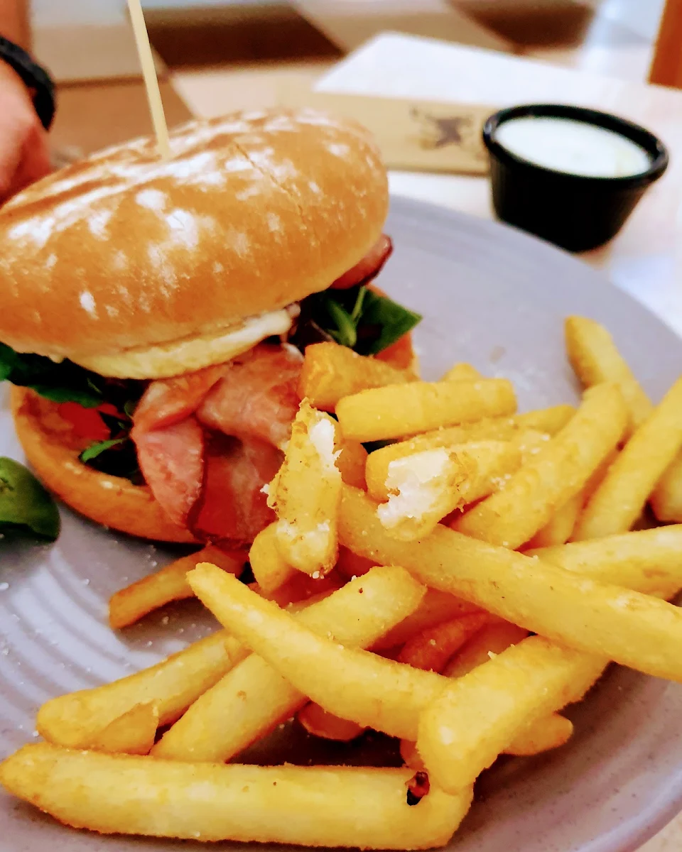 Burgers, LIONS@springwood
