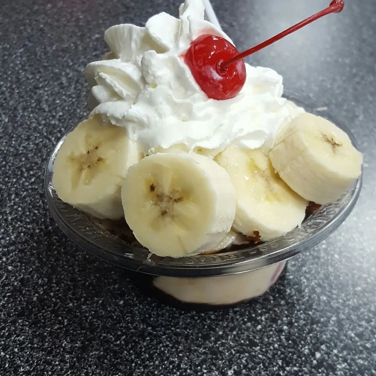 Single Dip Banana Hot Fudge Sundae
