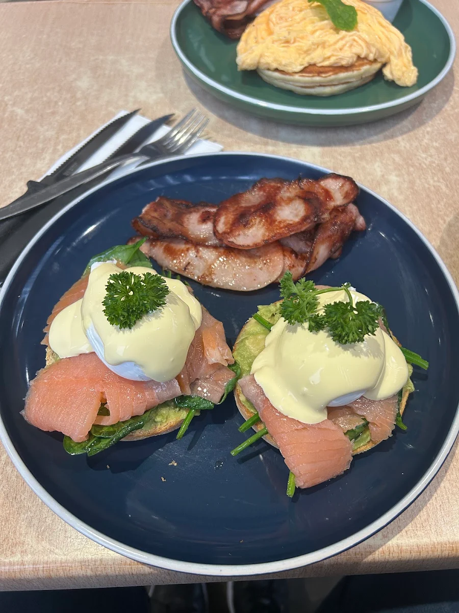 Eggs Benedict, Coffee Bean Cafe