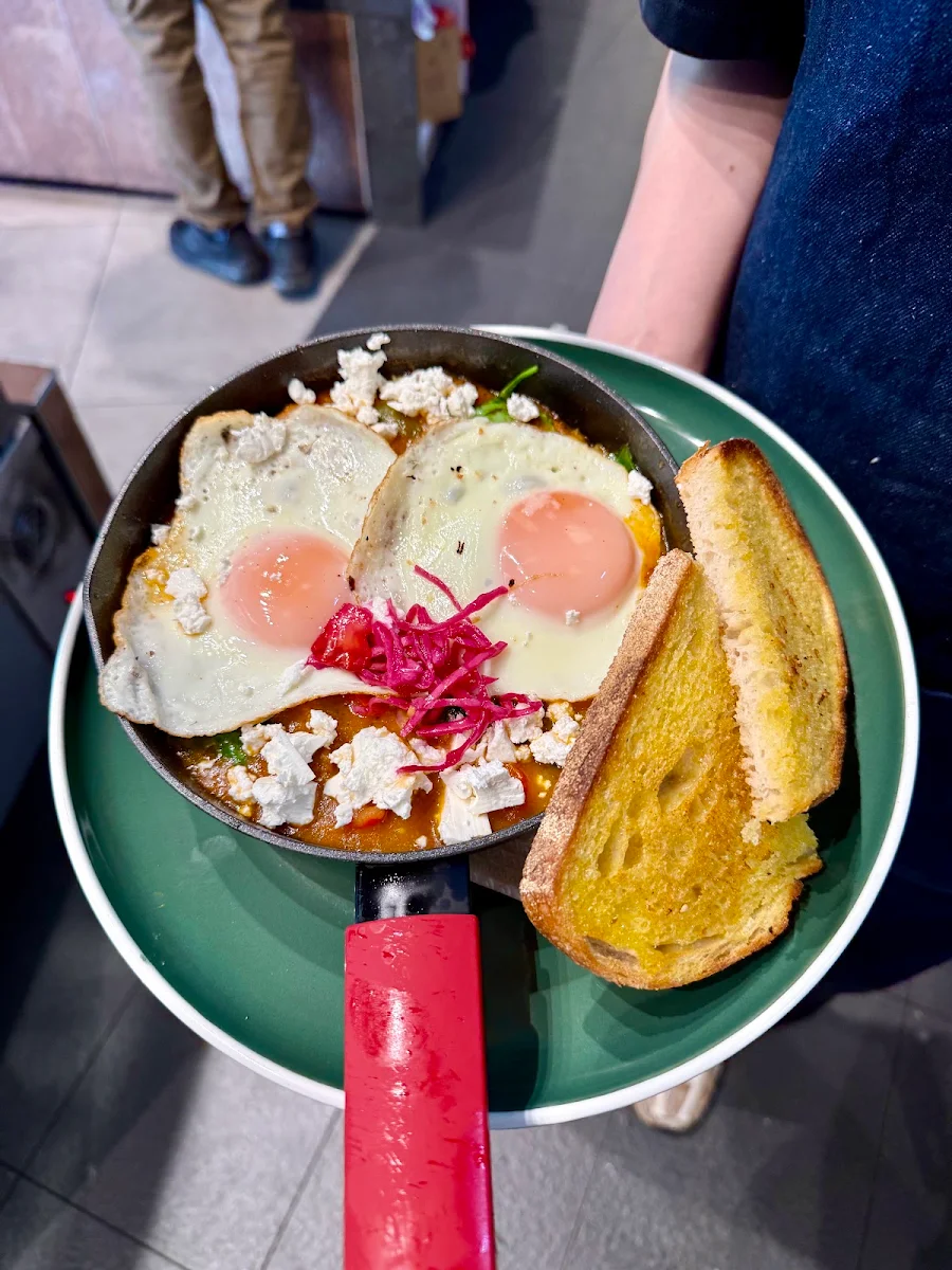 Heart Brekky, Coffee Bean Cafe