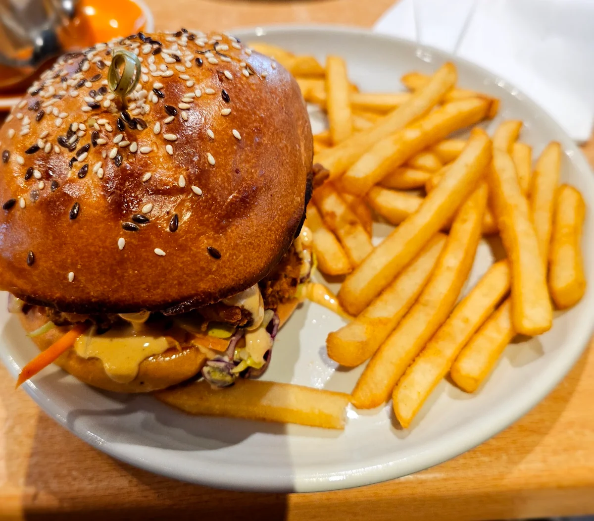 Southern Fried Chicken Burger, Coffee Bean Cafe