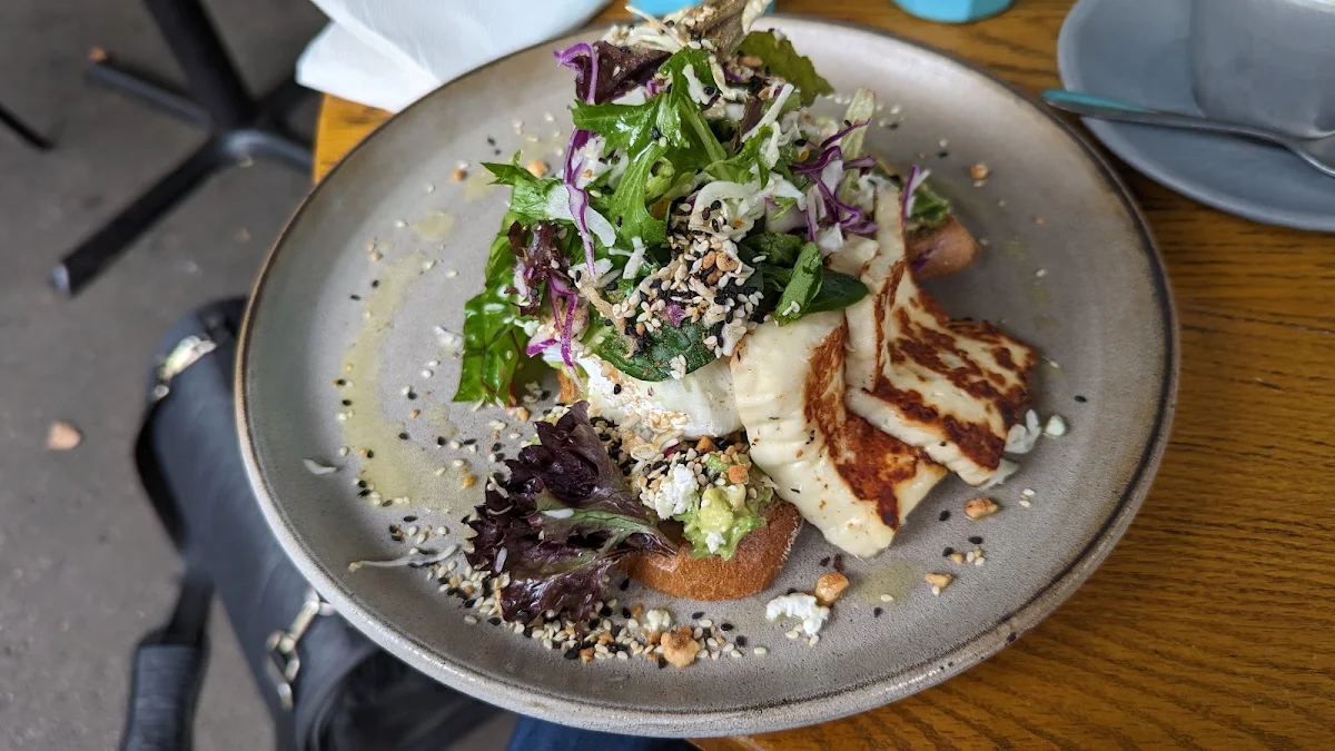 Smashed Avocado, Evie's Redfern