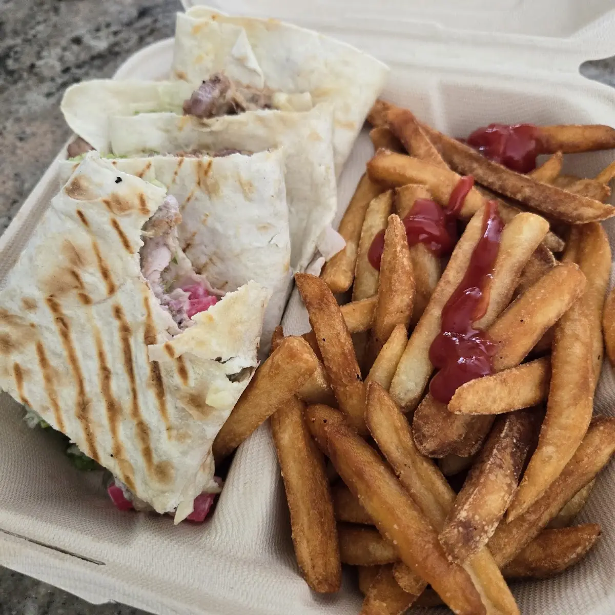 Shwarma Lunch Box, Osmow's Shawarma