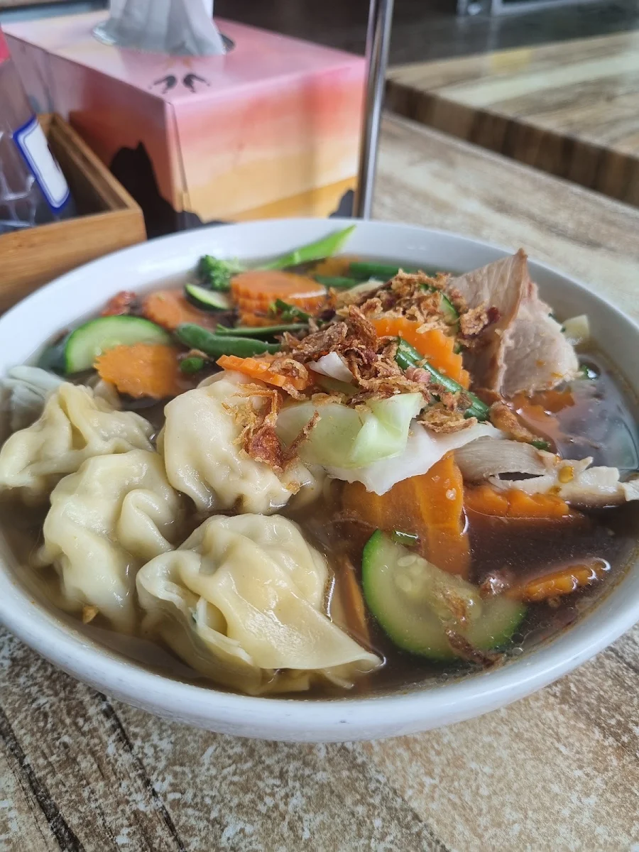 Wonton Soup, Pho Street Cairns