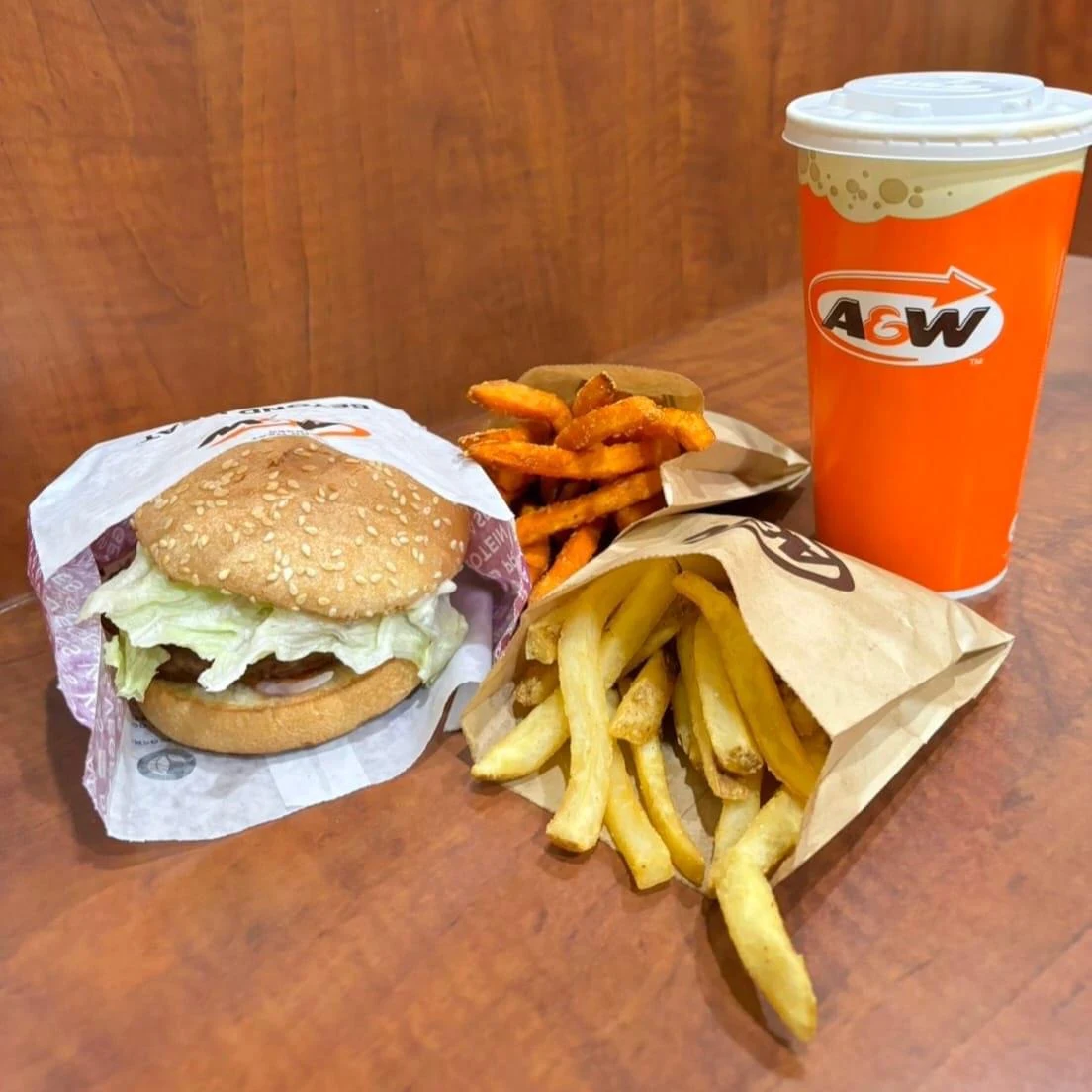 Burger & Fried Potatoes, A&W Canada