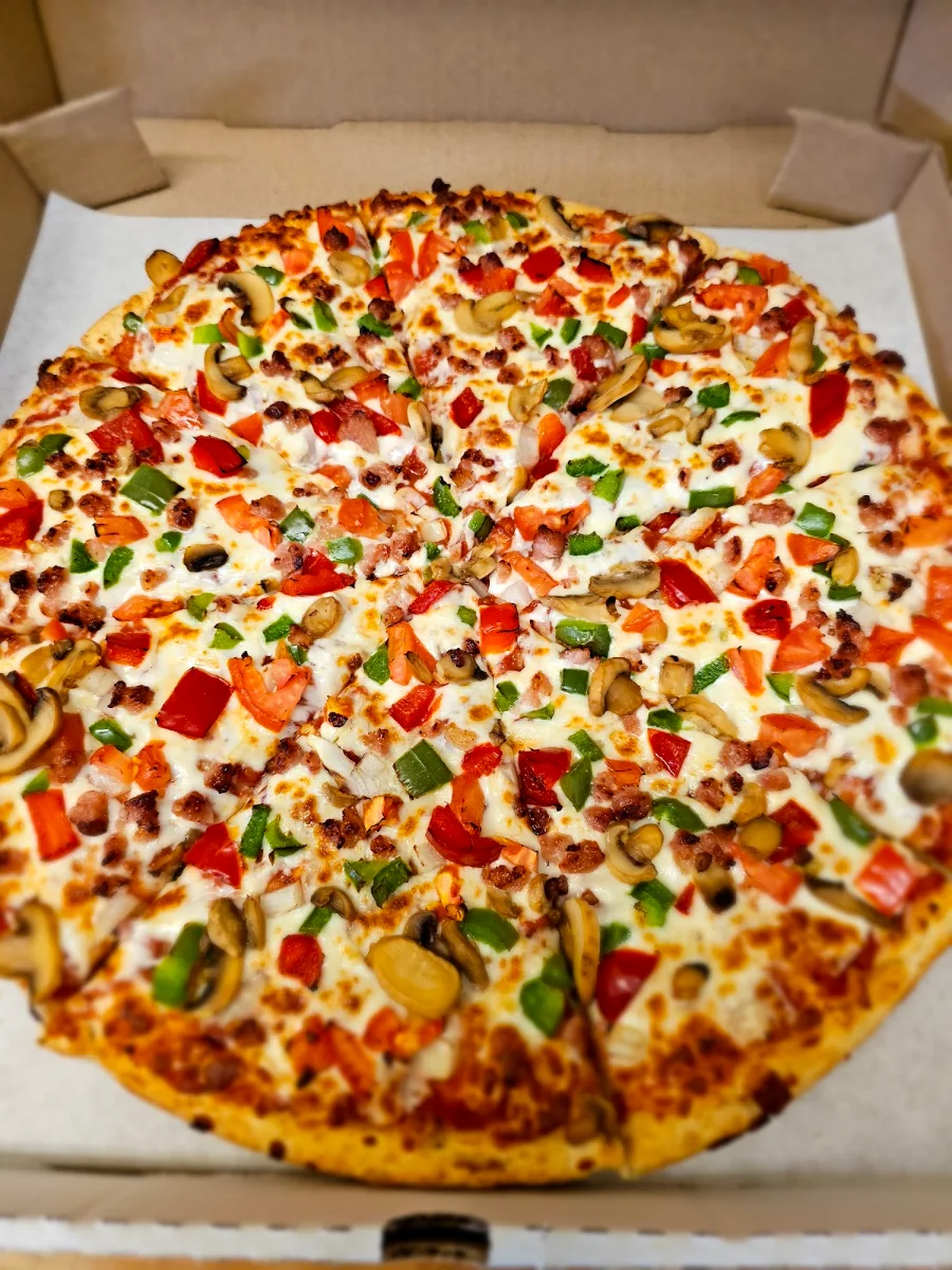 Vegetarian Delight 1 Pizza 15 Large