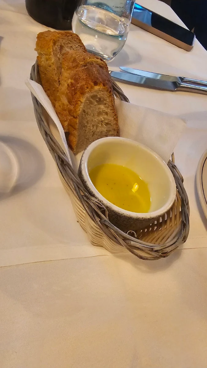Bread, Trattoria Emilia