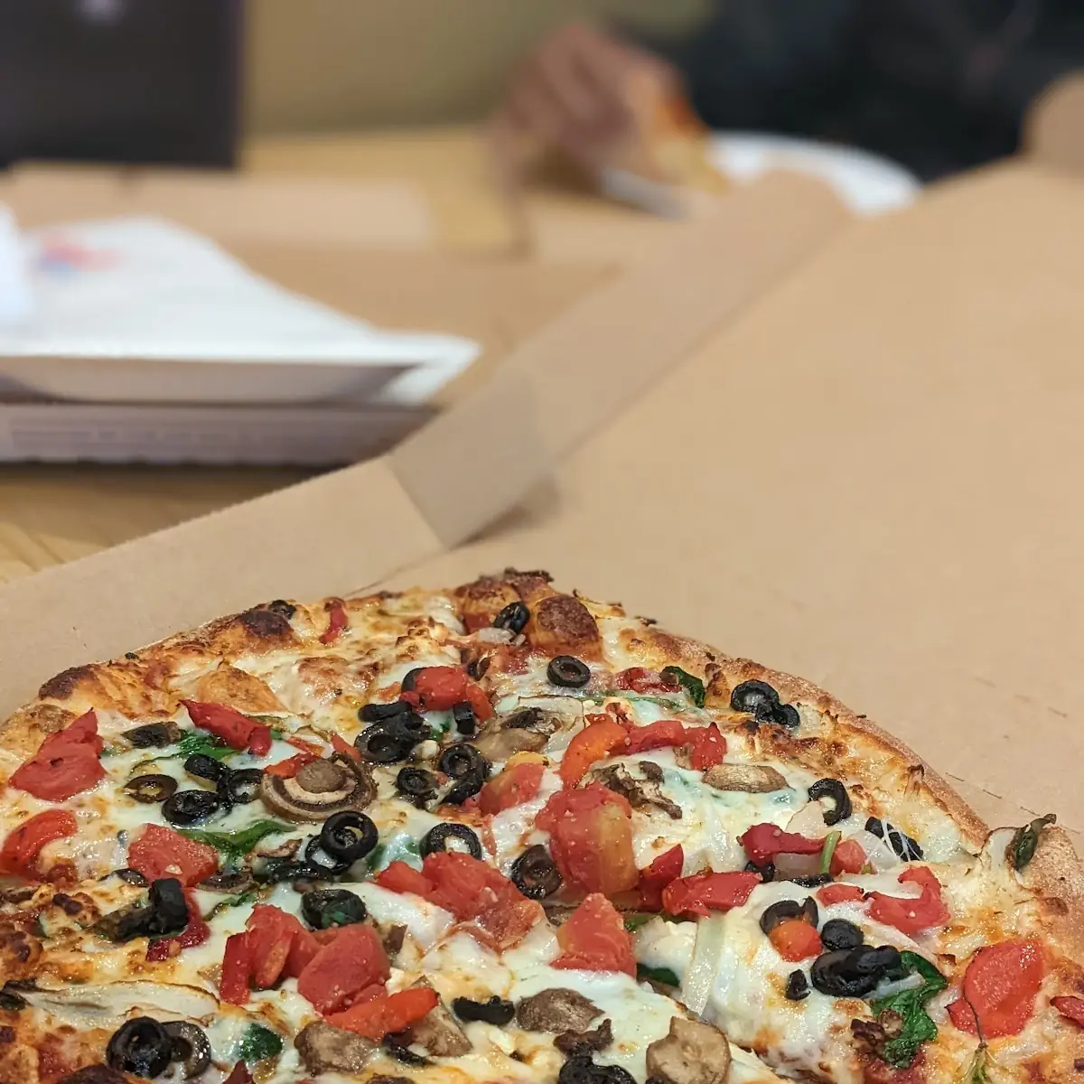 Pacific Veggie Thin Crust