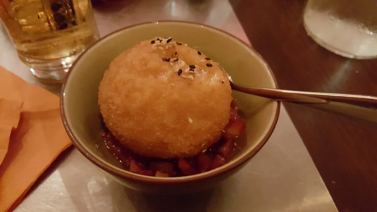 Crème Glacée Frit, Temaki Sushi Bar