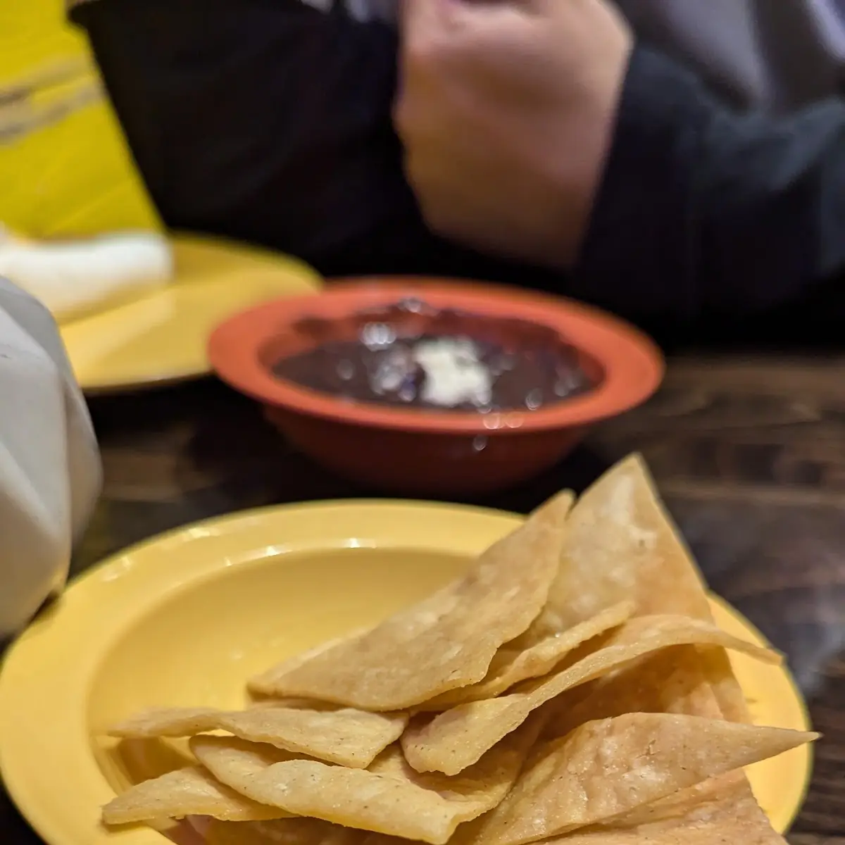 CHIPS & SALSA