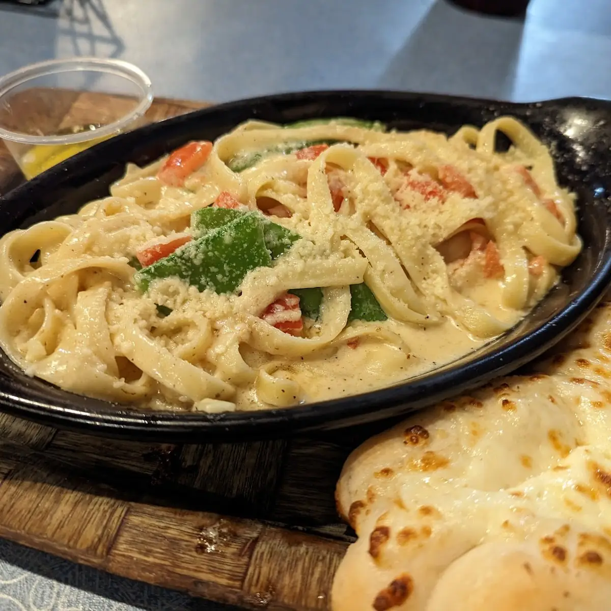 Fettuccine Alfredo