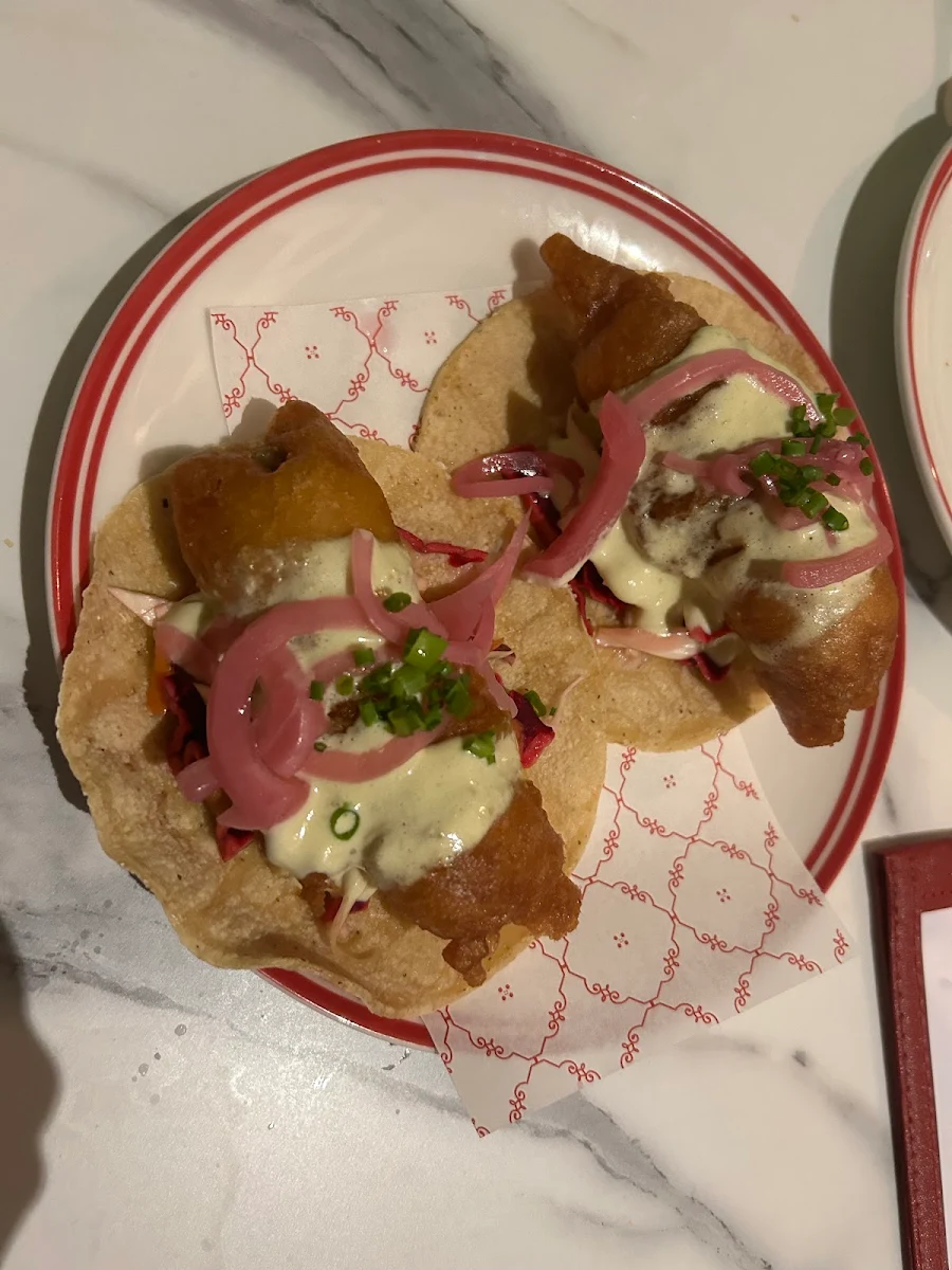 Fish Taco, Tres a Cinco