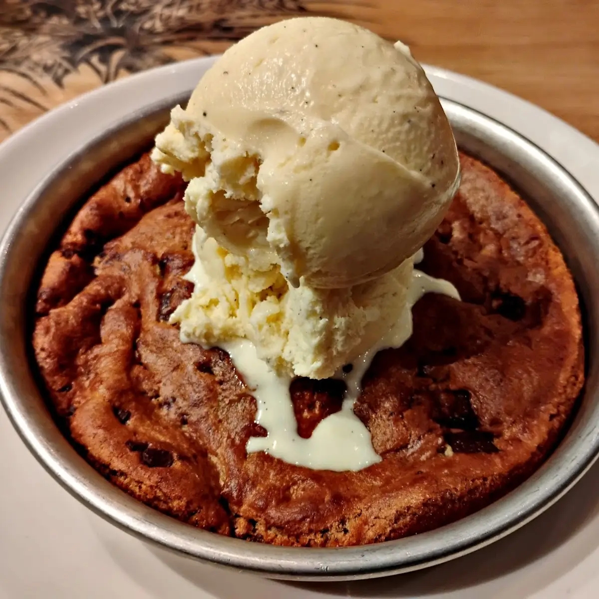 Double Chocolate Banana Split Pizookie