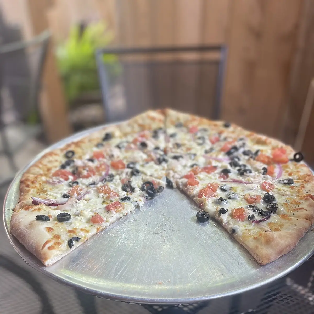 Highlights, Mabel's Gourmet Pizza