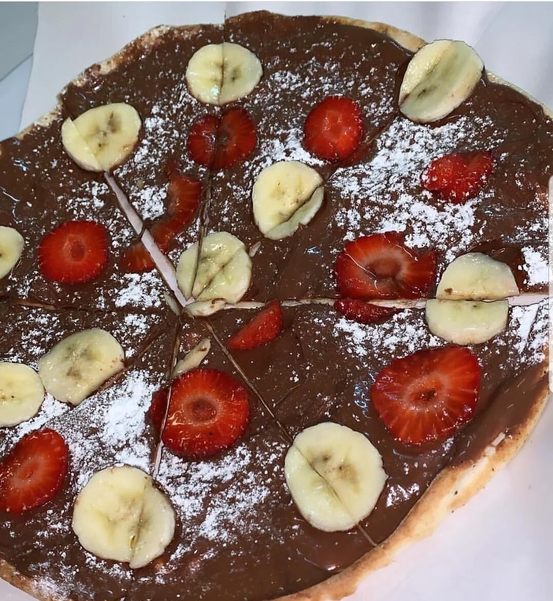Nutella Pizza, Cesars Pizza House