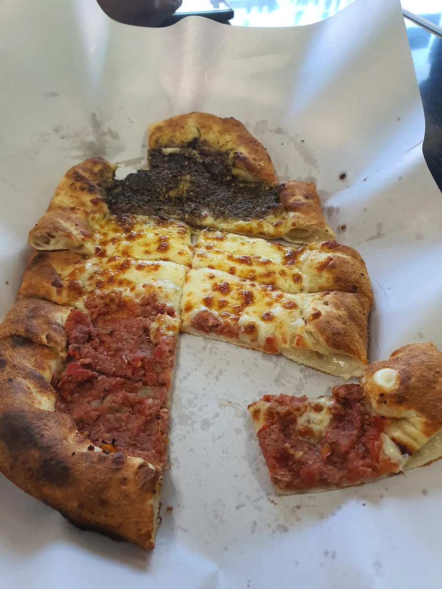 Turkish Treo, Cesars Pizza House