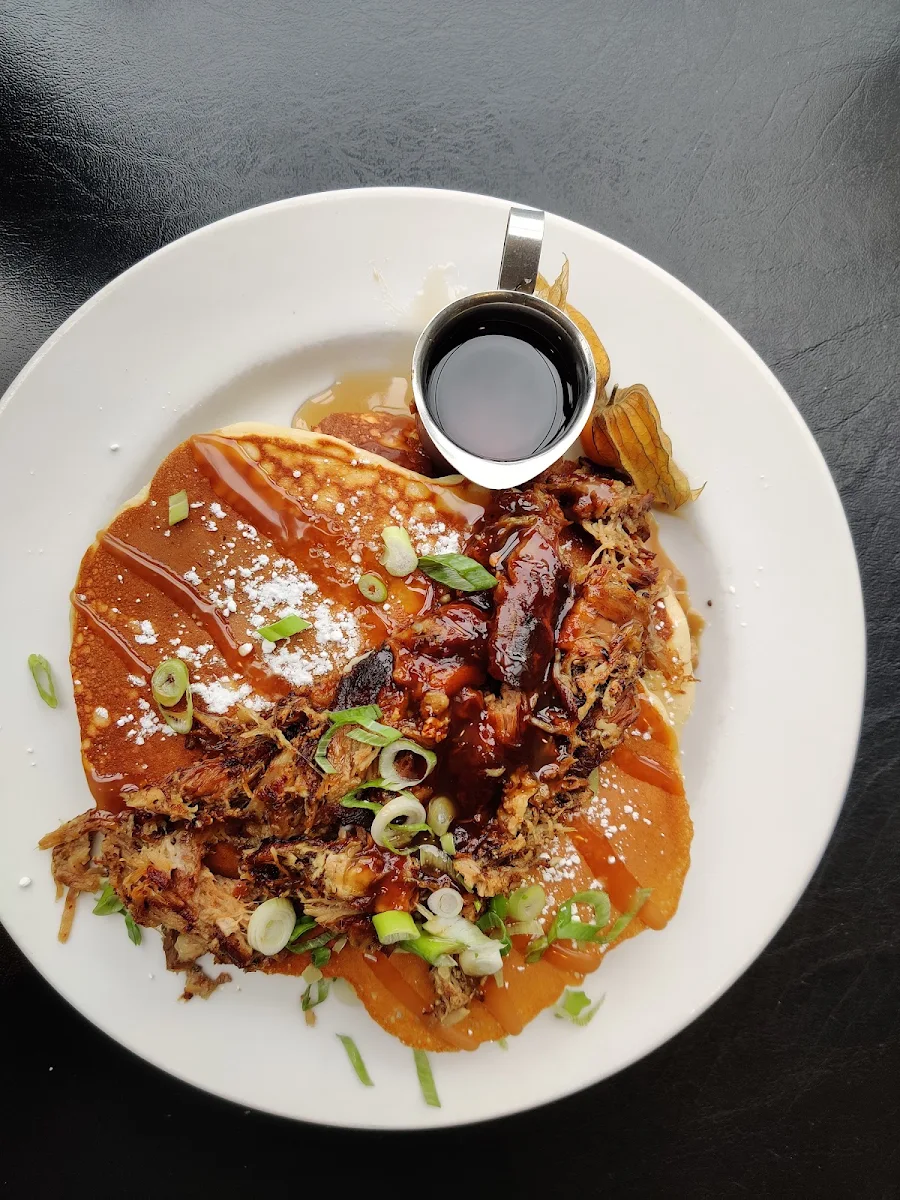 BBQ Pulled Pork Pancakes