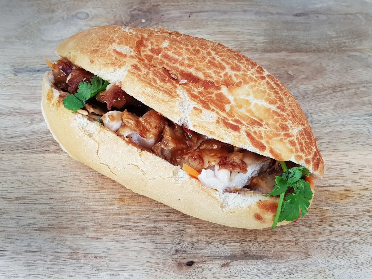 Grilled Chicken Banh MI, Hochi Mini