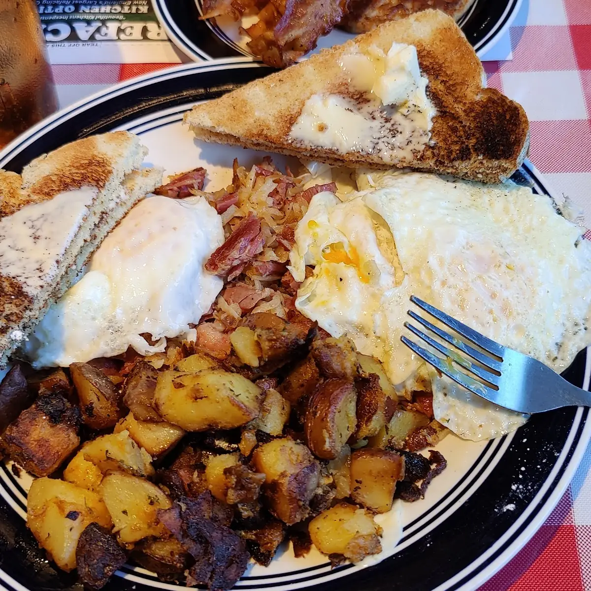 Eggs and Corn Beef Hash
