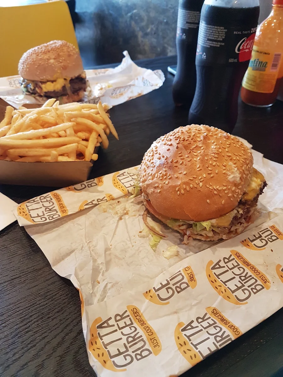 Getta Burger, Getta Betta The Precinct