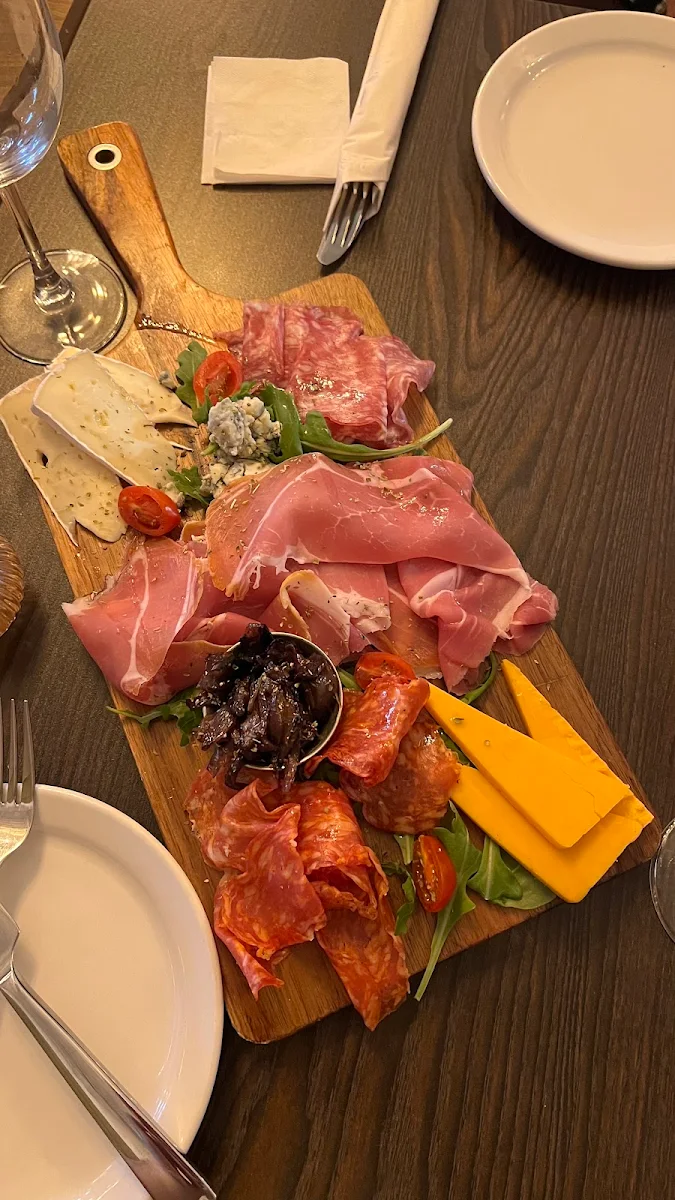 Highlights, Restaurant Castello