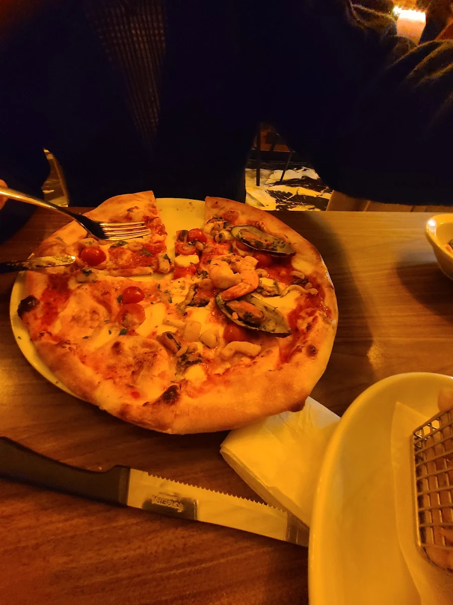 Pizza Fruits de Mer, Restaurant Castello