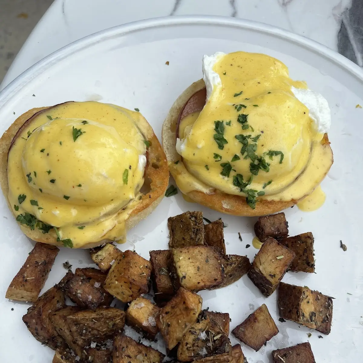 Eggs Benedict with Home Fries