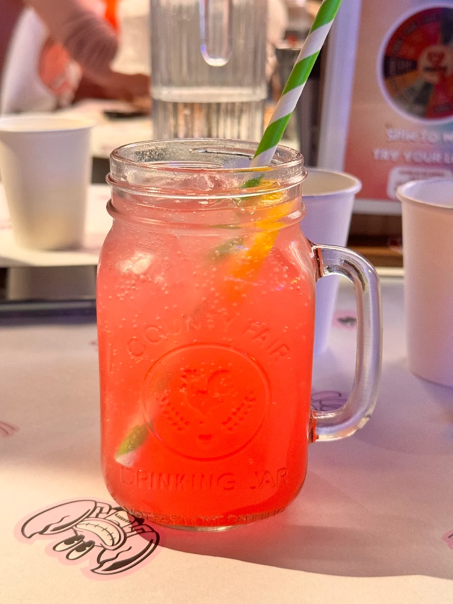 Pink Lemonade, KRABBY'S CRAB BOIL