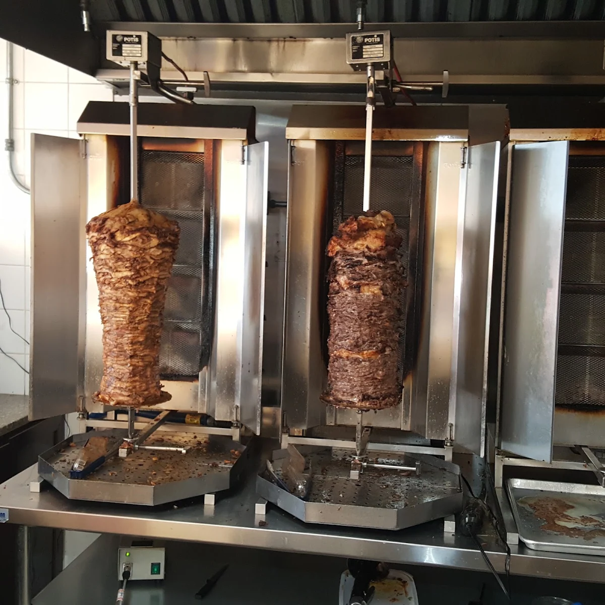 1kg Shawarma, Amazing Shawarma Restaurant