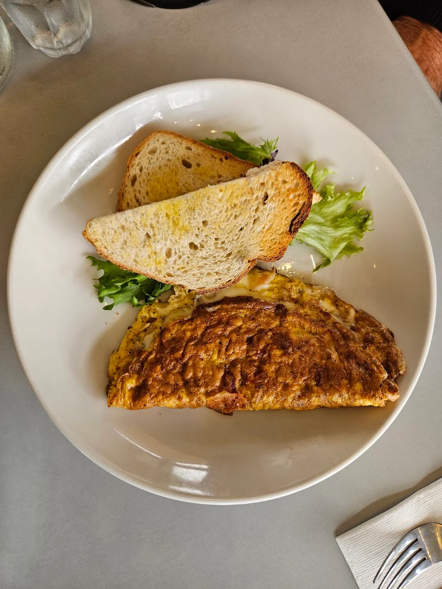 Omelette, Social Cafe, Bar & Restaurant