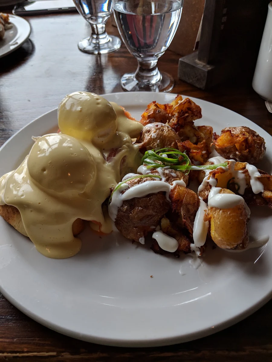 Salmon Eggs Benedict, Bullwheel
