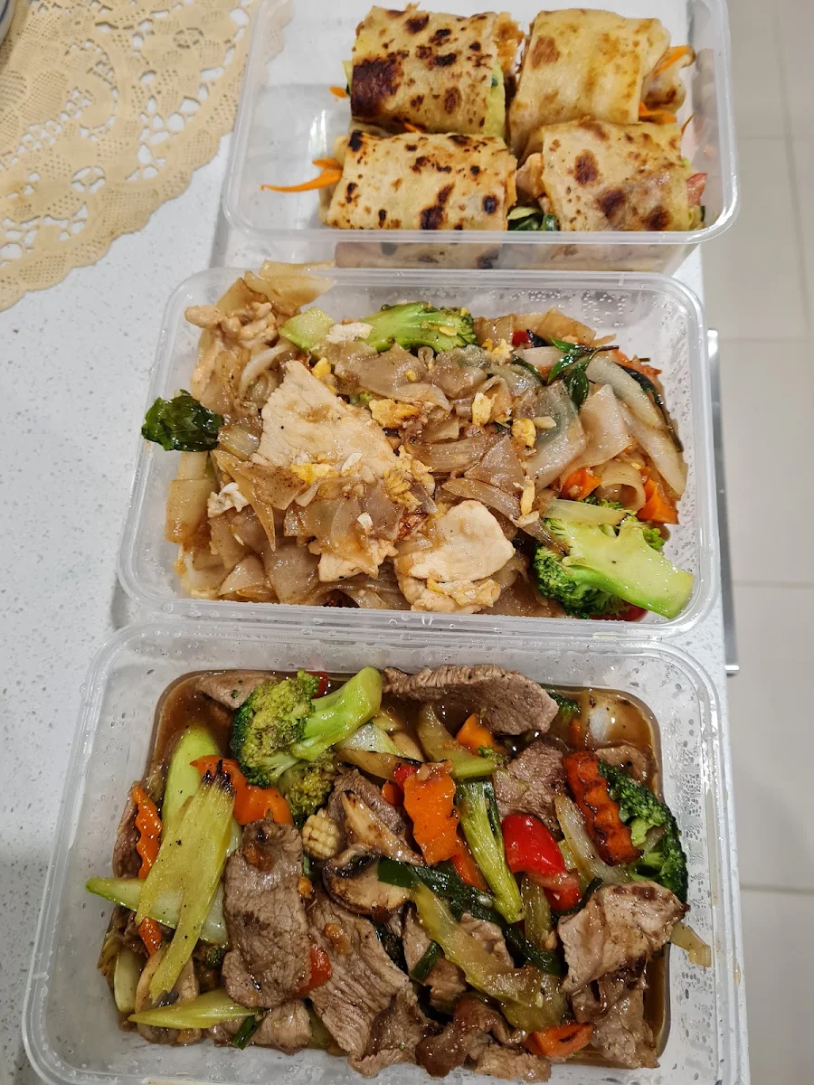 Highlights, Ploy Thai
