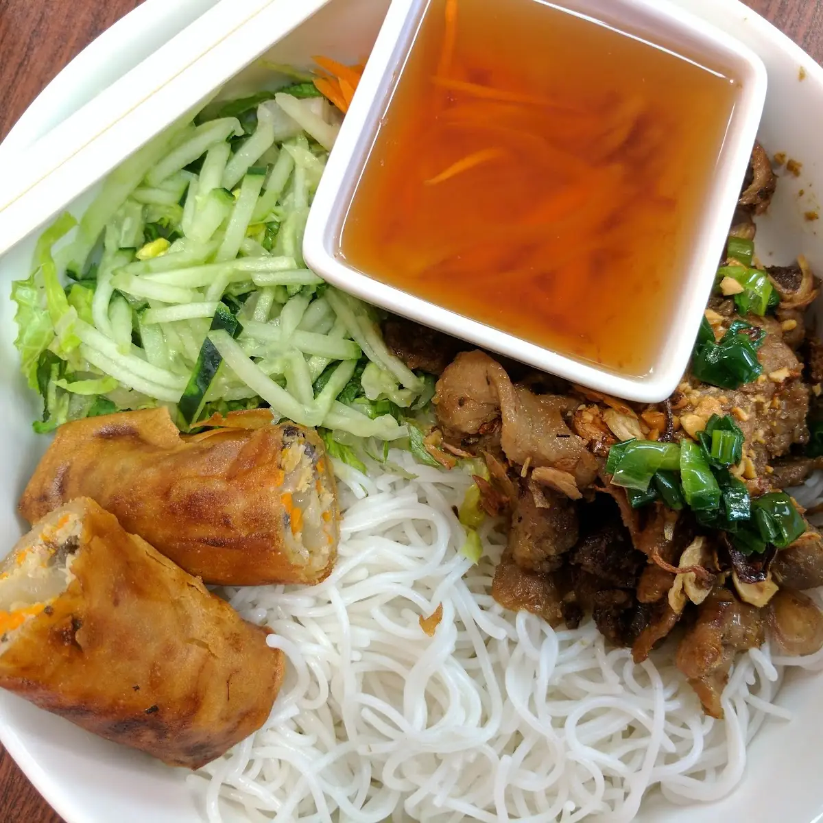 Vermicelli Noodles with Pork Chops and Egg Roll
