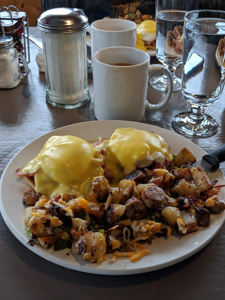 Eggs Benedict, Early Bird Cafe