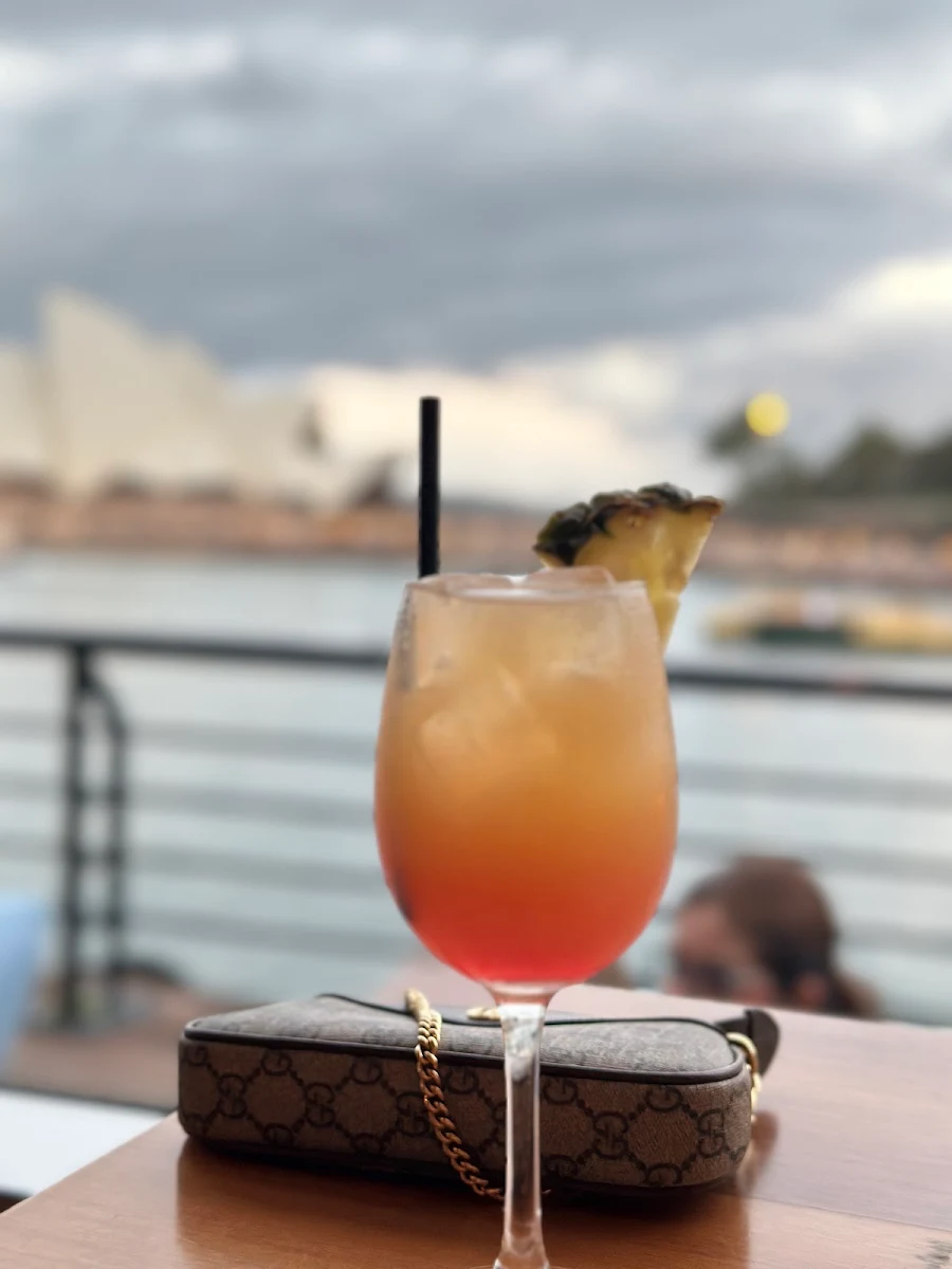 Waterside Spritz, Cruise Bar & Restaurant