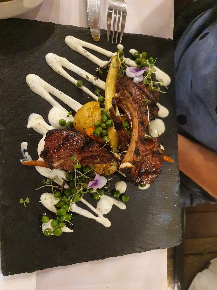 Lamb Cutlet, Dock 5