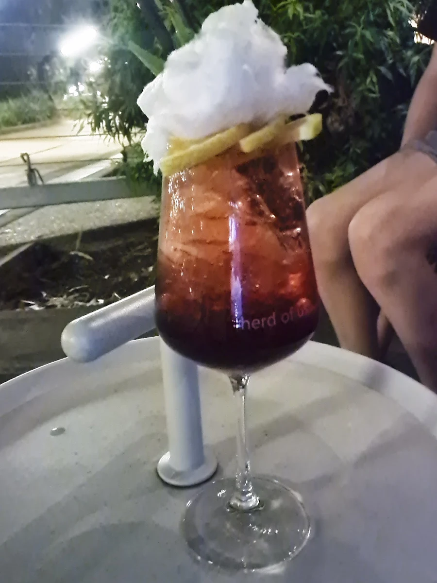 Mocktail, Dock 5
