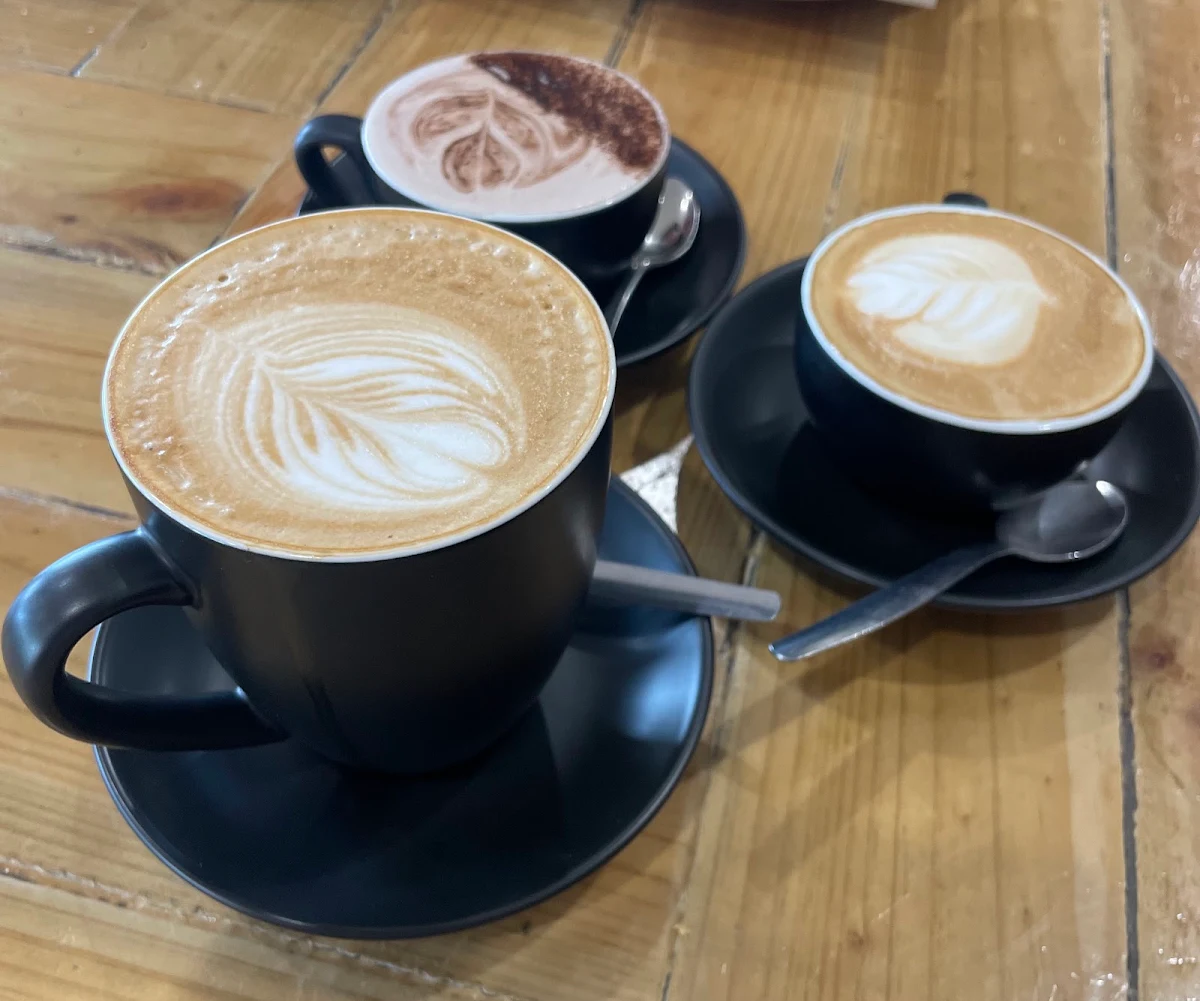 Flat Whit & Hot Chocolate, Kelly's Bakery, Cafe & Bakehouse
