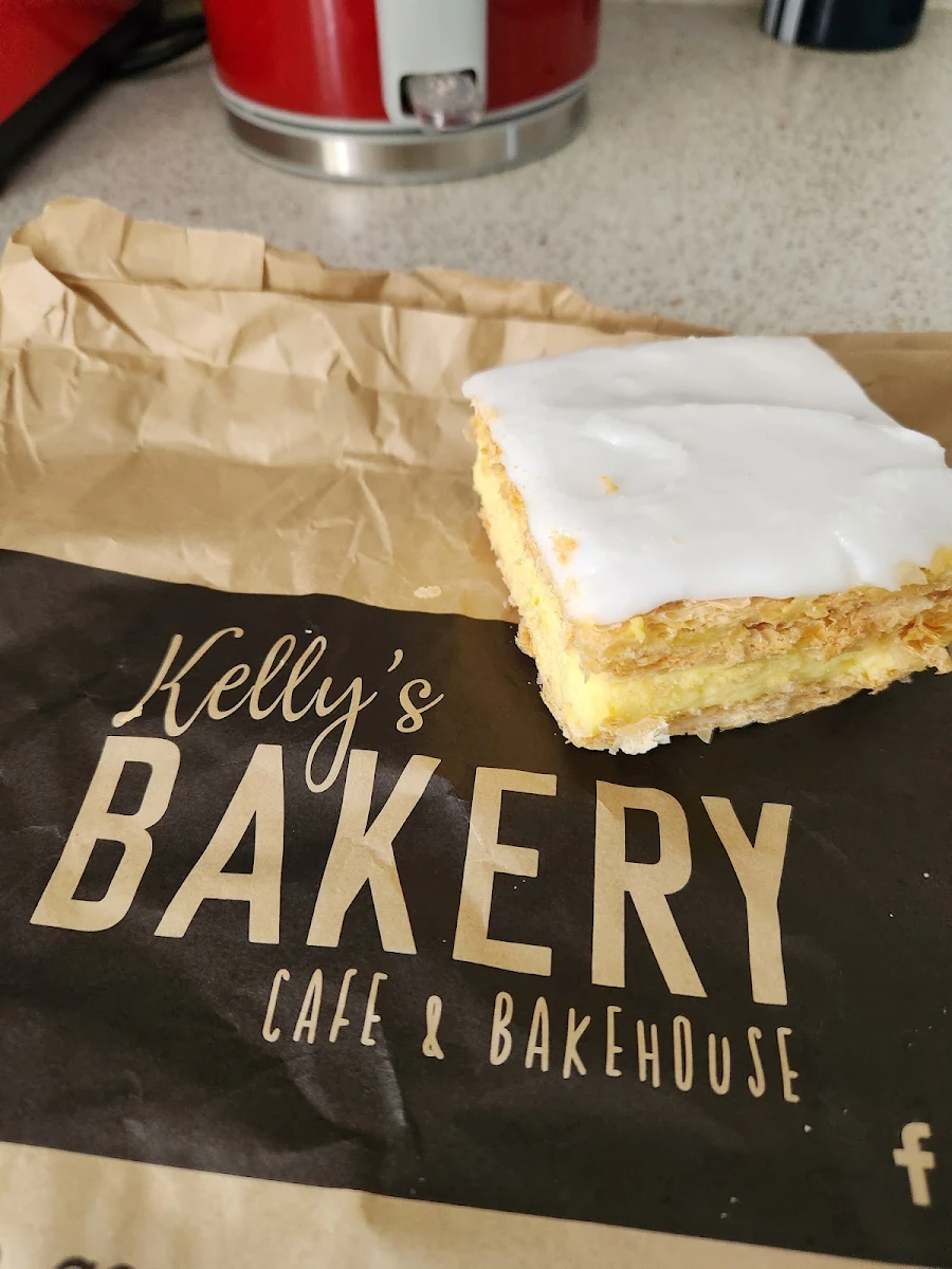 Vanilla Slice, Kelly's Bakery, Cafe & Bakehouse